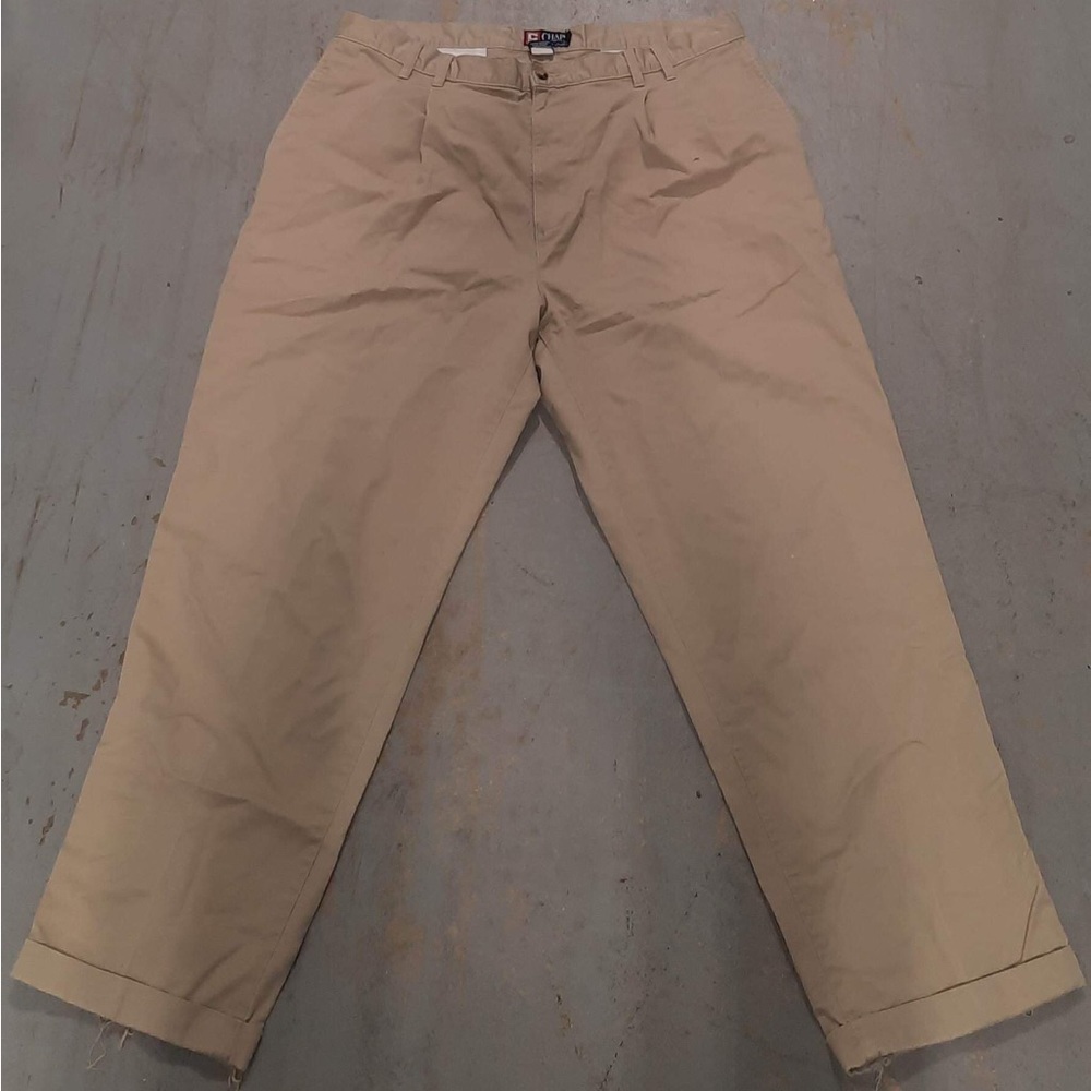 KhAkis. A little wear on very bottom at back from being a lil too long.